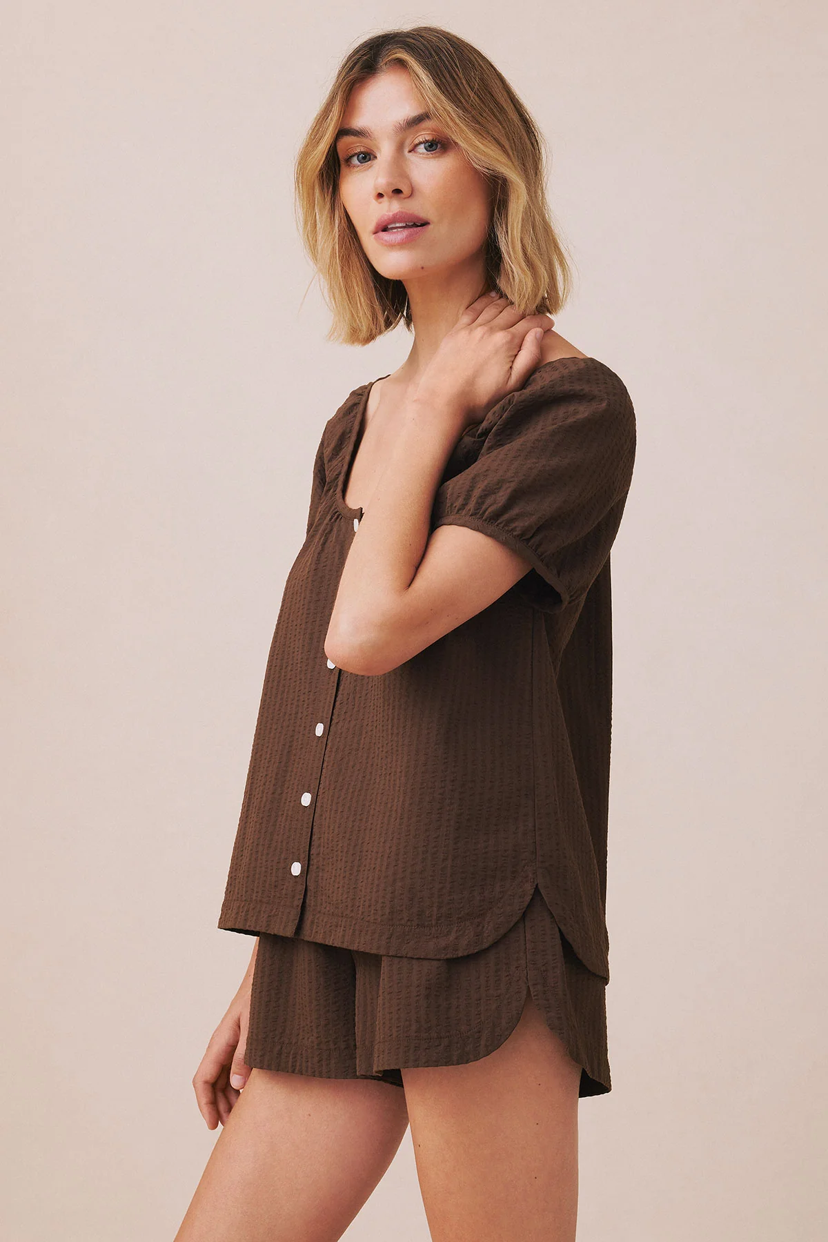 Charlie Shorts Set in Cocoa Seersucker - Image 4