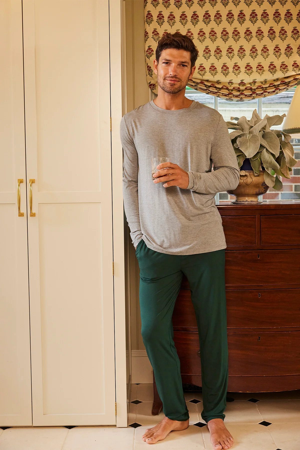 Men's Bamboo Lounge Pants in Conifer - Image 3