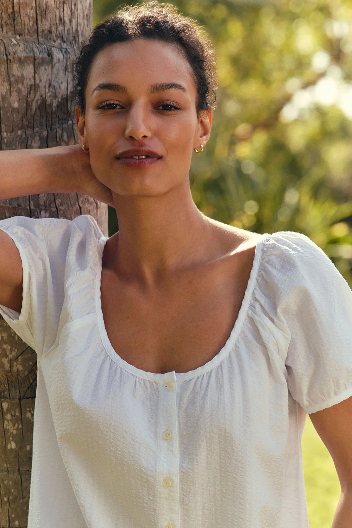 Charlie Nightgown in White Seersucker - Image 4