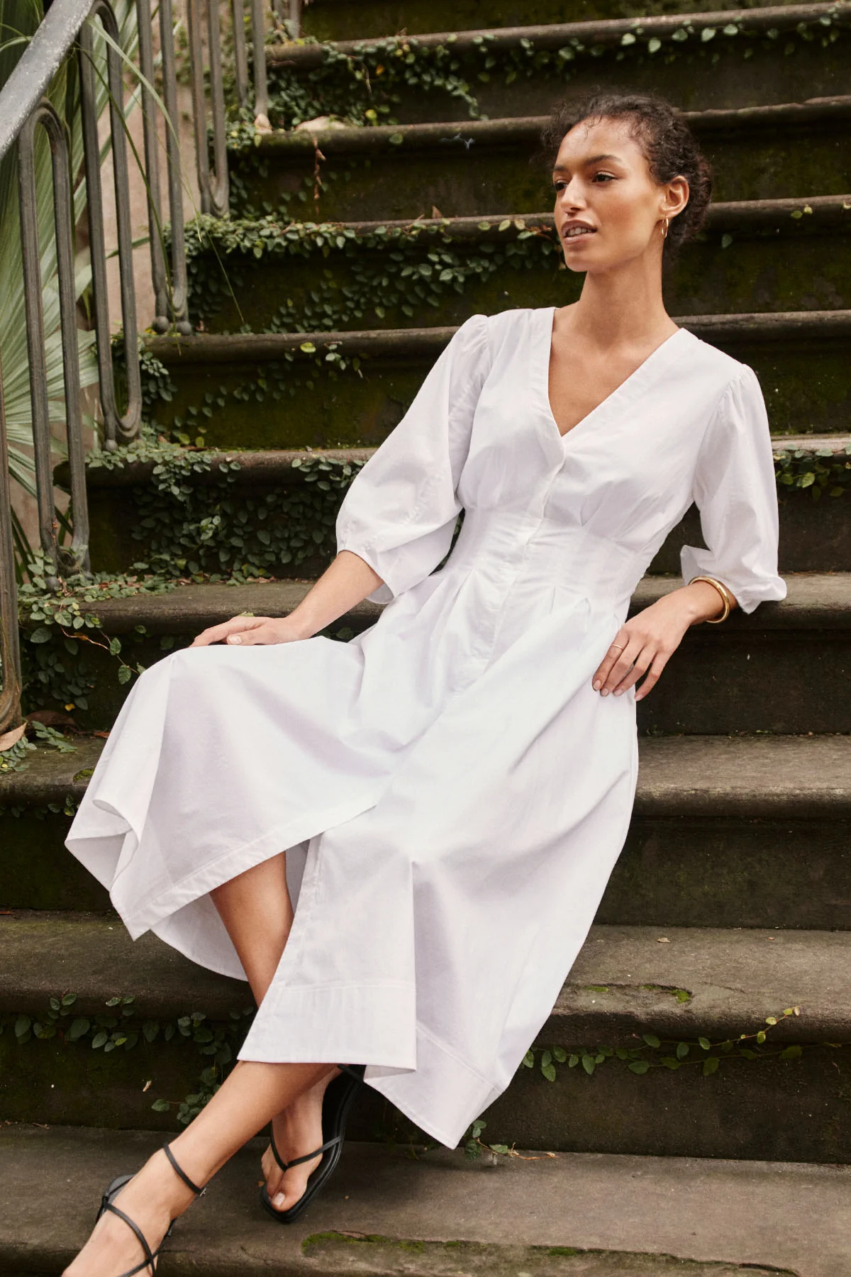 Sunday Dress in White - Image 4