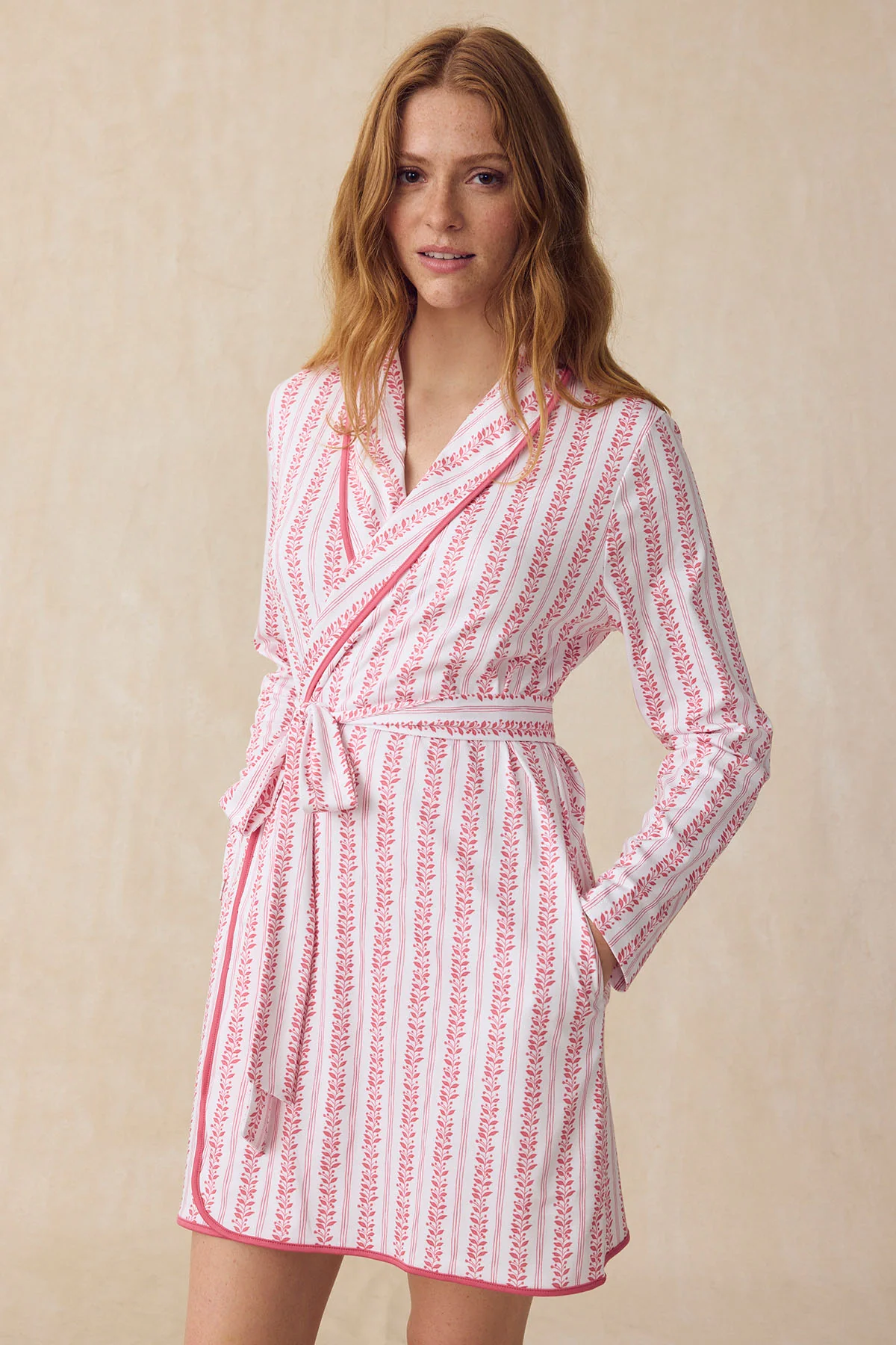 Pima Short Robe in Winterberry Jasmine Vine - Image 2